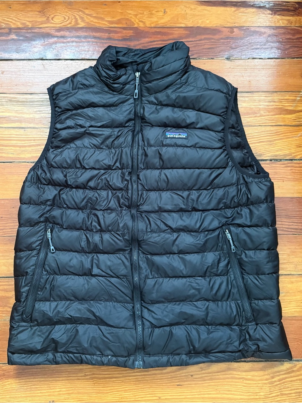 Patagonia Down Sweater Vest Men’s Large Black
